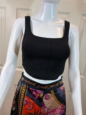 Babaton Black Square Ribbed Crop Tank